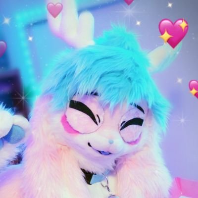 🏳️‍⚧️ ΘΔ (She/Her) Just a dumb bunny who loves to play video games and look cute. | poly ❤️ 🐰🐰🐦 ❤️ 
✂️ @FluffyJellyDog