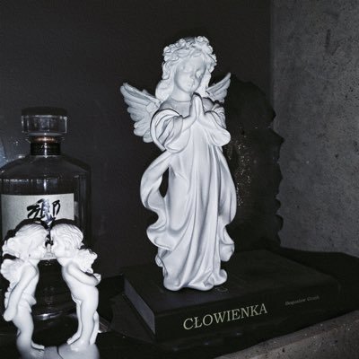 hhis81043718's profile picture. 