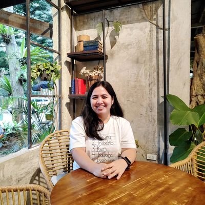 prshvllnva's profile picture. wander often, wonder always ✨