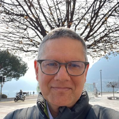 Professor DM Thomas Profile