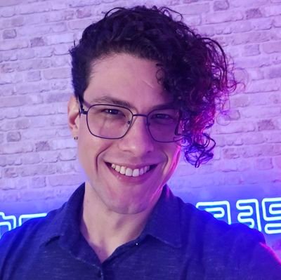 thevinnacomedia's profile picture. Entrepeneur, Craftsman Software Engineer, Poet, Philosopher, Artist, Wizzard, building Zero a Herói.