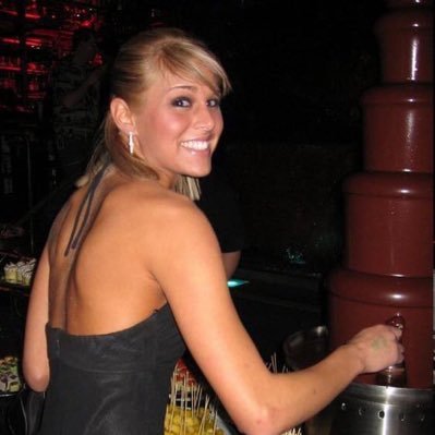 carherineroubai's profile picture. 