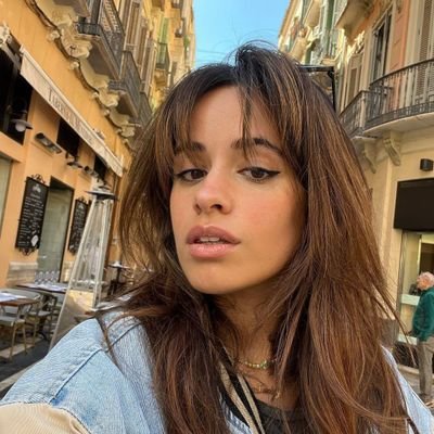 queens with big pussy energy fan account 🦋

𝟐𝟏/𝟑/𝟐𝟎𝟐𝟑
conocí a Camila Cabello y a su familia y les expliqué qué era un campero malagueño.