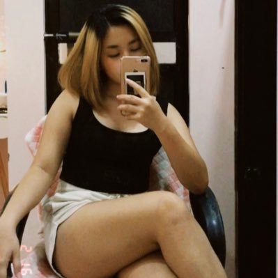 diannejarooo's profile picture. 