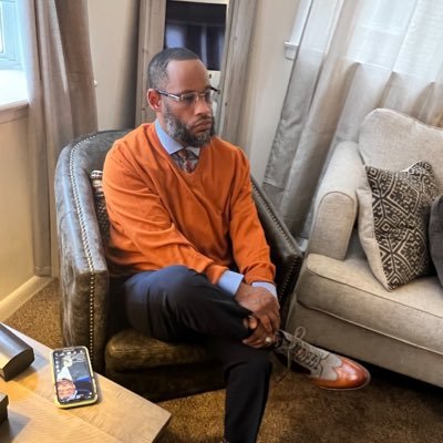 Shakur1030's profile picture. 