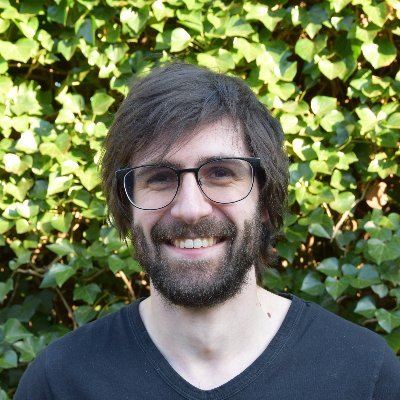 Dromer, japanofiel, boekenwurm. Duizend-en-een interesses en te weinig tijd.