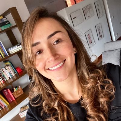 paolaayalag's profile picture. 