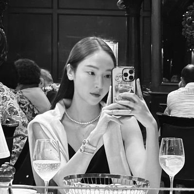 Jluver__'s profile picture. I'm happy because it's you every day :) | Reading Account for       #세븐틴 & #엔하이픈 ♡