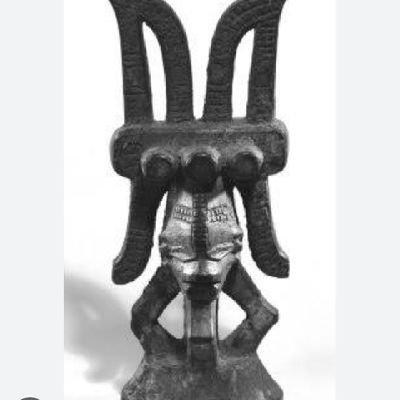 Agbalanze__'s profile picture. Ònyè kwè, Chi ya èkwé.