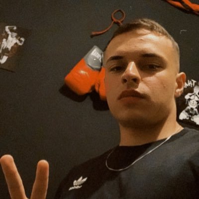 AndreRe1s's profile picture. 🦉