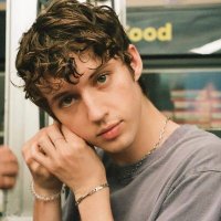 𝓐𝘥𝘢𝘮 Ꭾowell. (@salvction) 's Twitter Profile