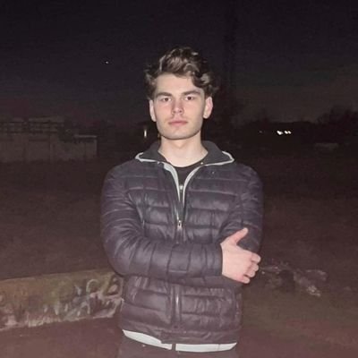 fmichalski88's profile picture. Hustling.