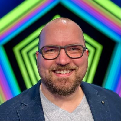 🎮 Empathetic leader. 🤠 Honorary Texan, BBQ & football fan. 🥃 Bourbon & beer lover. 👨👩👧👧 Dad joke expert. 🎙️ Podcast host.