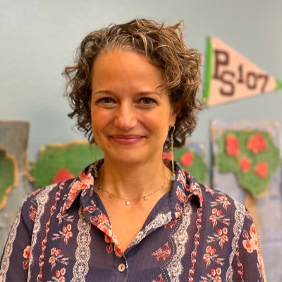 NYC public school principal @ps107brooklyn working for literacy for all; interests: ed/immigration policy, mental health, politics, travel; all opinions mine.