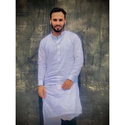 HamzaKh29724332's profile picture. Khpala chaar kawa 
😜