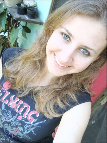 foreveralone ,doritos, bipolar ,ciumenta ,sincera, GREMISTA, charlie brown jr,amo nescau, apaixonada pelos amigos, system of a down, gaúcha, libriana.