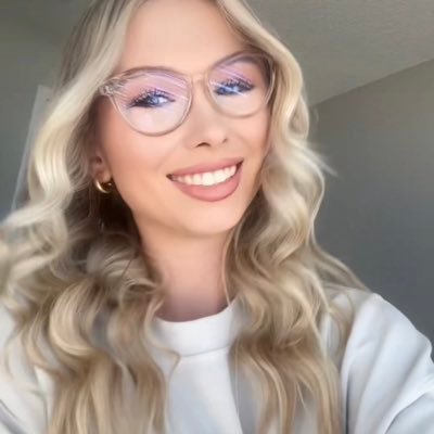 Brittany_G7's profile picture. UCF Alum