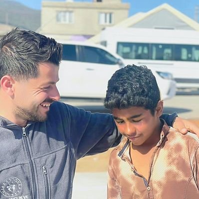 sevinty7's profile picture. MKÜ
Beden Eğitimi ve Spor👨‍🎓
Tenis antrenörü 🎾
Grafitti🎨
Lifeguard🏊