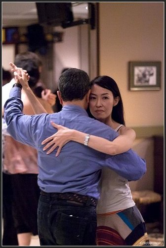 Emlak Kredi Bankası İzmir Şubesi Kambiyo 2 Ci Müdür Emekli.Taichi ,Wıngsung yapıyorum Jazz Klasik MüzikDinlemeyi seviyorum .Arjantin Tango yapıyorum..