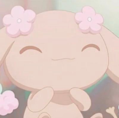 She/Her || 18 || vent account
