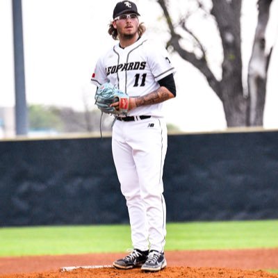 HTX | former @Islandersbsb | @TC_Leopards Alum