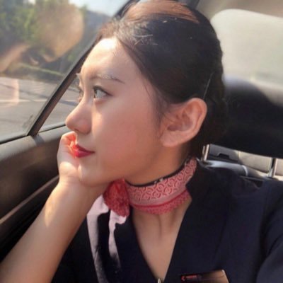 111snsn's profile picture. 联系方式见主号：👉（@waiweijingpin_1）👈