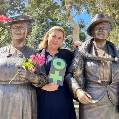 On a mission to lift the # of women of all backgrounds in 🇦🇺 politics, across all parties, at all levels of govt. CEO of @womenelectionoz