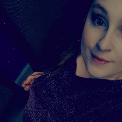 I'm a professional dancer. A full time mom, and trying to get my streaming going. Here to enjoy and be completely myself.