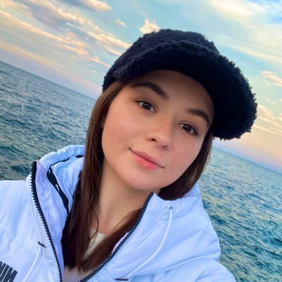 maria_h_mind's profile picture. student 👩‍🎓 digital marketing specialist 👩🏽‍💻 Ukrainian 🇺🇦 welcome to my mind🙃