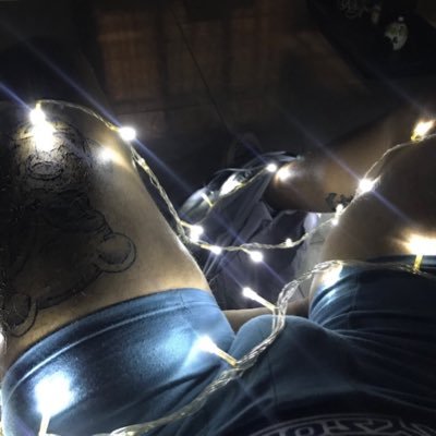 mero contenido caliente sígame para que disfrute de lo lindo🥵