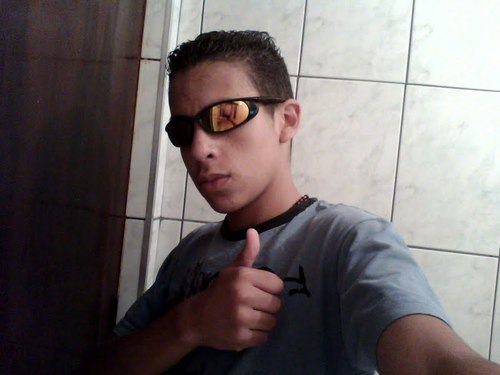 tristeza,q me faze humano.fracasso ,faz-me humilde.sucesso,faz-me brilhande.mas so Deus, me faz continua