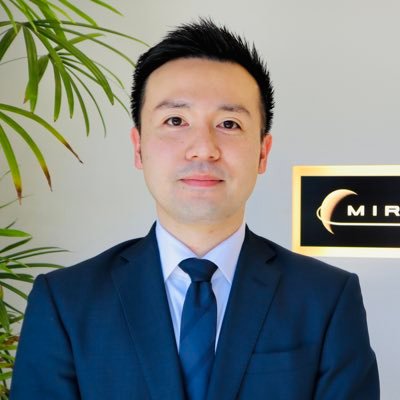 MIRAI-LABO株式会社 | 八王子市 | LEDライト、蓄電池、独立街路灯、路面ソーラー発電 | 100年後の未来を見据えた地球環境づくりに貢献 | SDGs | 葬儀社→リペアサービス(靴修理・合鍵作製)→現職 | ダンス、靴磨き、レザークラフトが好き | 3歳の息子とカニンヘンダックスを溺愛してます👶🐶