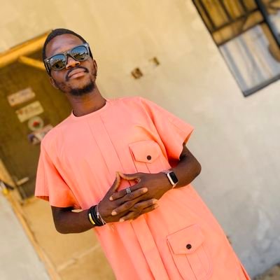 God lover❤️ , C.Ronaldo guy 💯, @ManUtd fan, @realmadrid fan, football lover, bettor🌹❤️