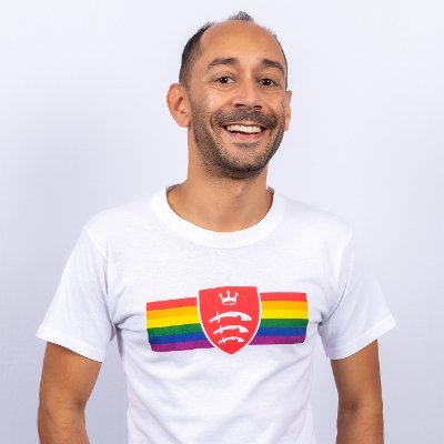 🏳️‍🌈🏳️‍⚧️✊🏽🎓 @MiddlesexUni CRM Manager and former @MiddlesexLGBT Co-Chair | @StonewallUK Change Maker of the Year 2023 | he/him | personal account: @t4rdis