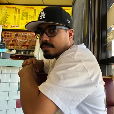 raymond_sk8310's profile picture. 