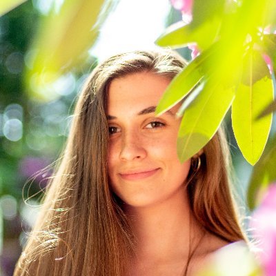 Multimedia Journalist and Editor @tantvstudios | Publicity and Marketing Intern @uvapress | Graduate Student @hoyajournalism | Volunteer @RESCUEorg | 🇧🇦