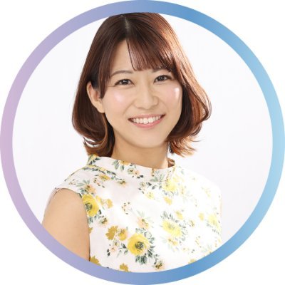 wataame_design's profile picture. わたあめデザイン💃｜ジンドゥー&STUDIO推しのノーコードWeb屋さん｜印刷会社経験ありで紙も◎｜2児ママ｜中小企業＆個人事業主さん応援｜夫婦で株式会社SOUL GARDEN経営中｜clusterにワールド #クマとおかしの家