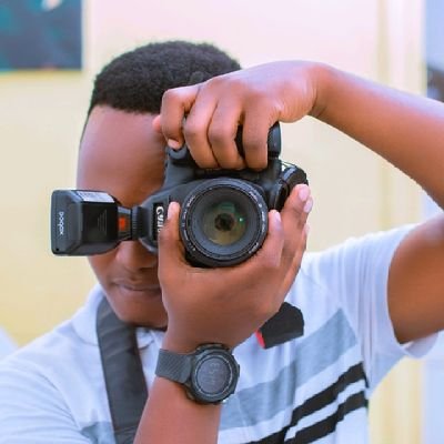 Photographer 📸 | Mpiga picha wako! | IT Man.