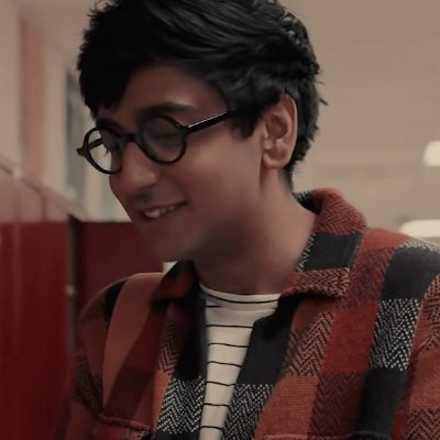 ― ; I don't know yet if I've convinced myself that I'm following my brand new invigorated approach
【#lis rp // school's newspaper editor // #callmeflib】