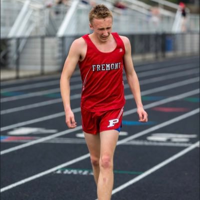 Fremont High School 800: 2:07 1600: 4:41 5k: 17:03 GPA:3.2 C/O 2024 3xAll Region