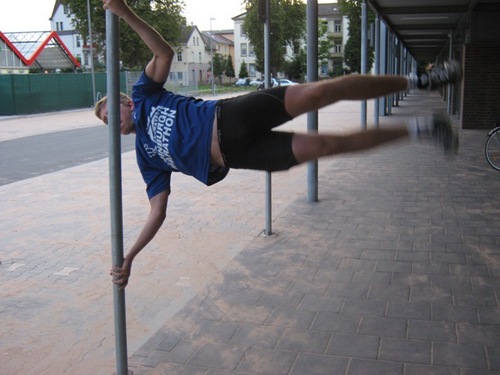 whitefrankblack's profile picture. my name is deceptive, im actually the white frank white