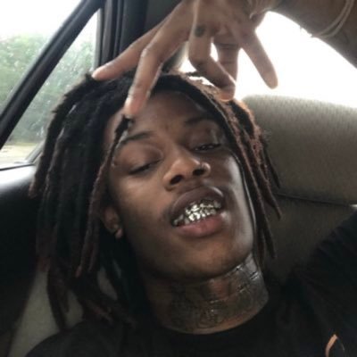 imagloxkstar's profile picture. 