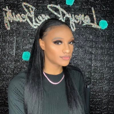 laney2moved's profile picture. New Warleans5️⃣0️⃣4️⃣ Subscribe to my YouTube LaneyRose101 🏳️‍🌈