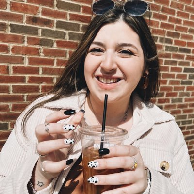 yagirlsamm's profile picture. photo taker and iced coffee enthusiast 🪩🧸🪴