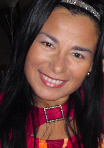 DaryMoller's profile picture. a designer looking for trouble in all the right places