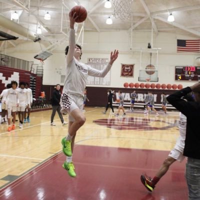 6’3 Warren Mott High School | 2024 🎓| 180lbs | 586-571-3131 | ryleeitoney24@gmail.com