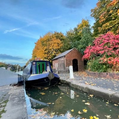 Nature, travel and adventure photography. Owner of narrowboat ‘Will Try’ currently cruising in the Midlands