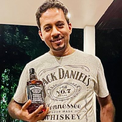 sandunruki's profile picture. Blogger | Photographer📸 | Traveller 🛵| Listener | Reader | Nature Lover | L8 GoogleLocalGuide| 🇱🇰Sri Lankan & UoK🏤 | 📫 https://t.co/1npVPnIpVB