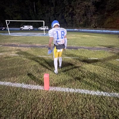 Jaylon Harding 6’1 180, QB/SS 2023, 3.5 GPA Jefferson County High/ MS. Got Hacked @King_Jmoneyy 75.0 WingSpan