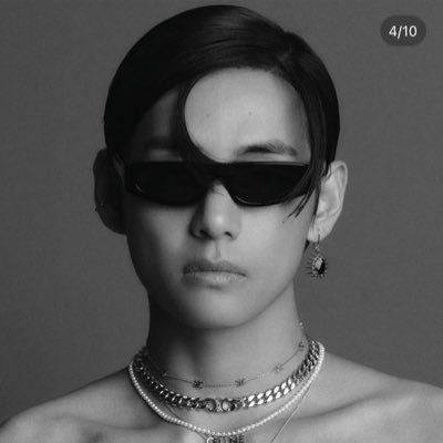 Kimtaetae9597_'s profile picture. โครตรักคุณเลยยย @bts_twt 🍀🐯